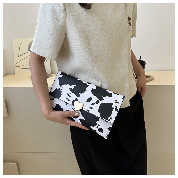 Colección Wild Heart: Sobres de Mano con Estampado Animal