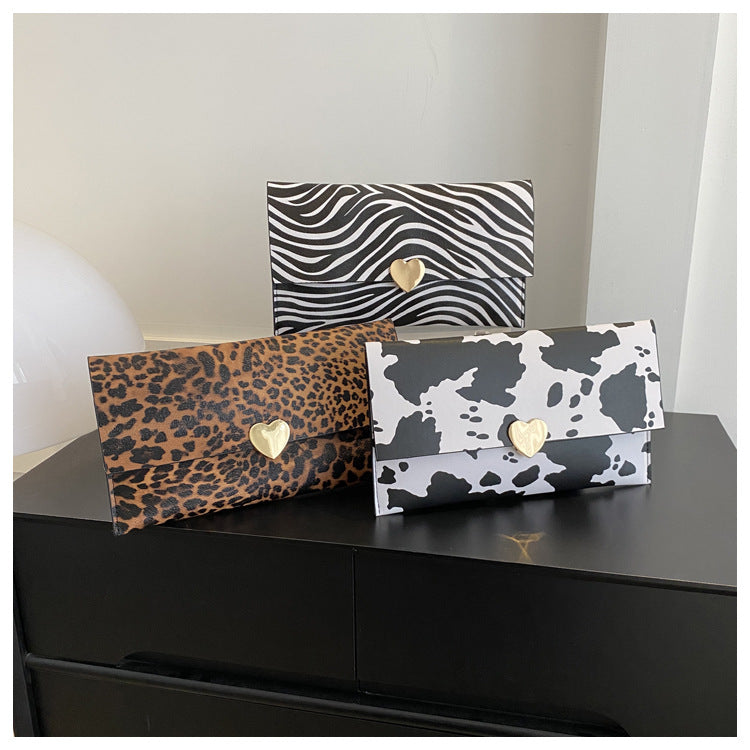 Colección Wild Heart: Sobres de Mano con Estampado Animal