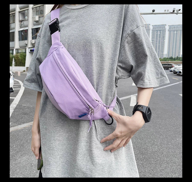 Urban Flex: Riñonera Deportiva de Textura Cuadriculada