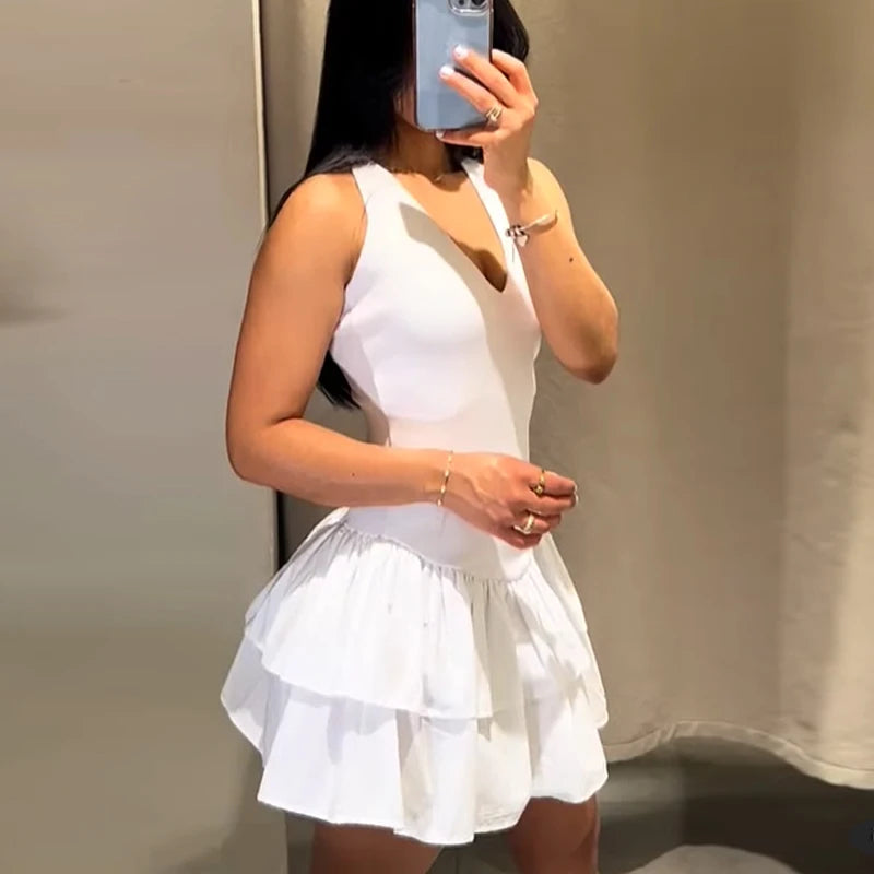 Vestido "White Cloud" Active Mini: Frescura y Elegancia Deportiva