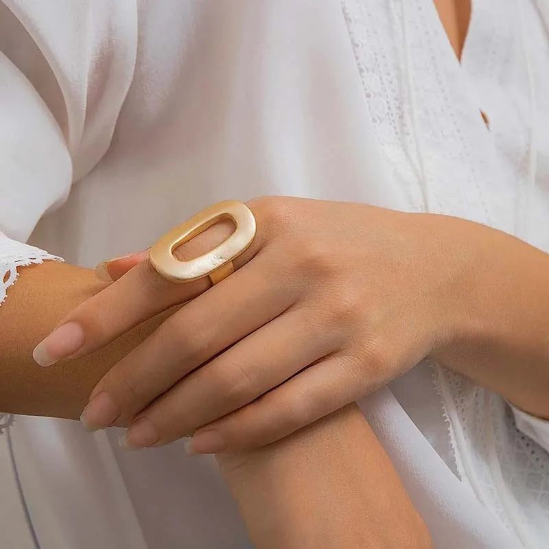 Anillos modernos y elegantes