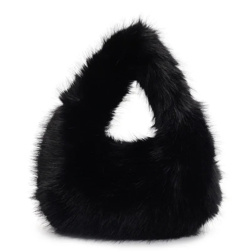 Bolso "Arctic Plush": Hobo de Pelo Sintético