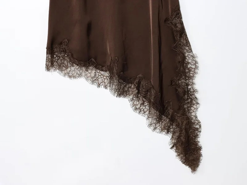 Alba - Vestido "Coco Lace": Vestido Lencero de Gasa Marrón con Encaje Asimétrico