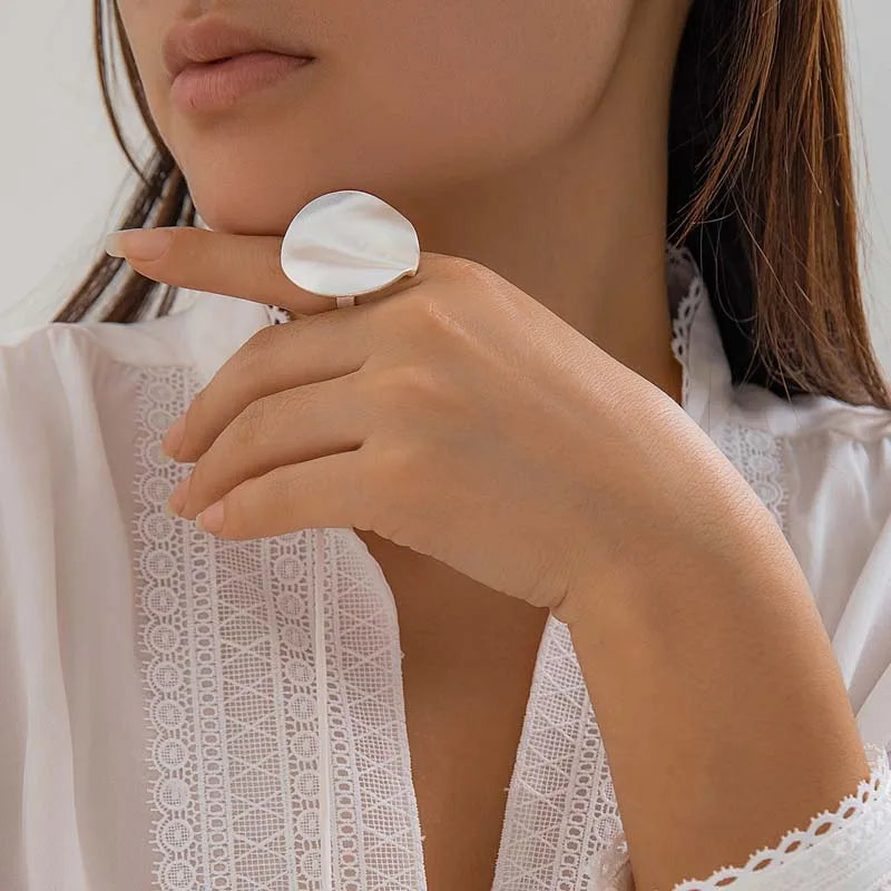 Anillos modernos y elegantes