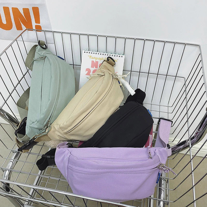 Urban Flex: Riñonera Deportiva de Textura Cuadriculada