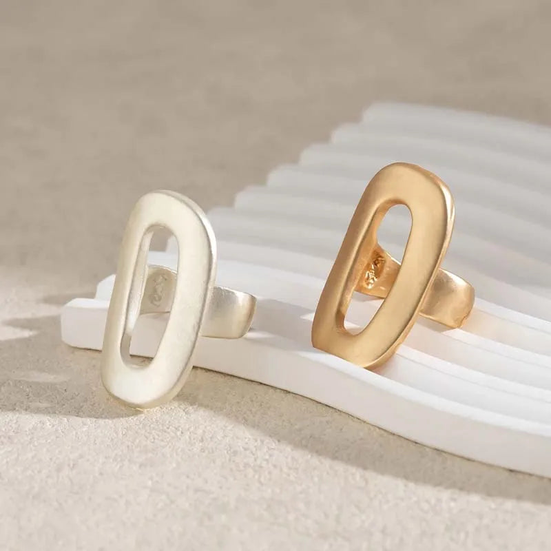Anillos modernos y elegantes