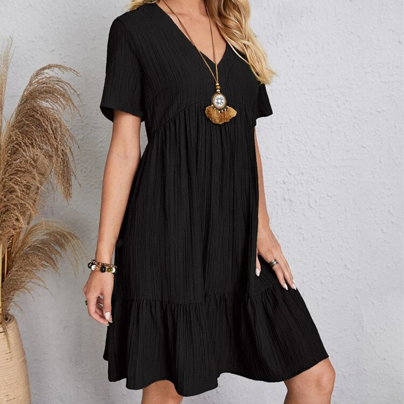 Vestido "Weekend Breeze": Vestido Mini de Algodón con Textura y Corte Babydoll